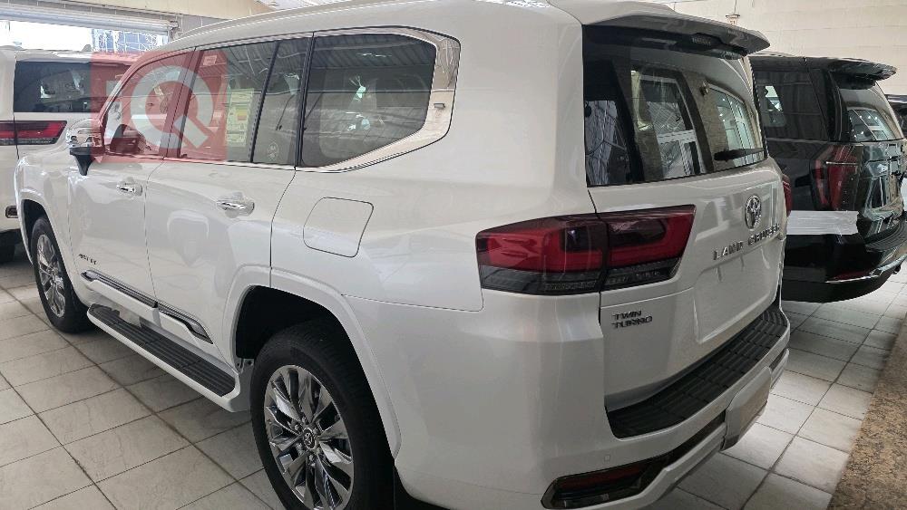 تويوتا لاندكروزر